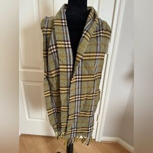 BURBERRY Green Plaid 100% Lambswool Scarf GUC